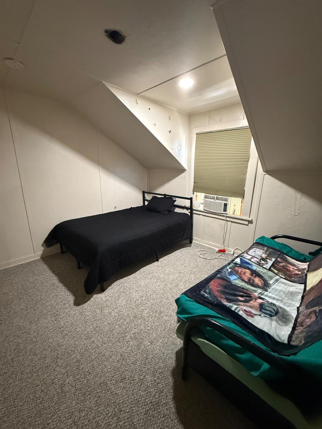 1407 E las palmas, Patterson, CA 95363