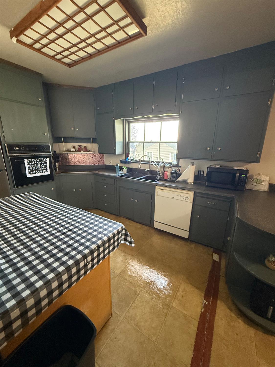 1407 E las palmas, Patterson, CA 95363