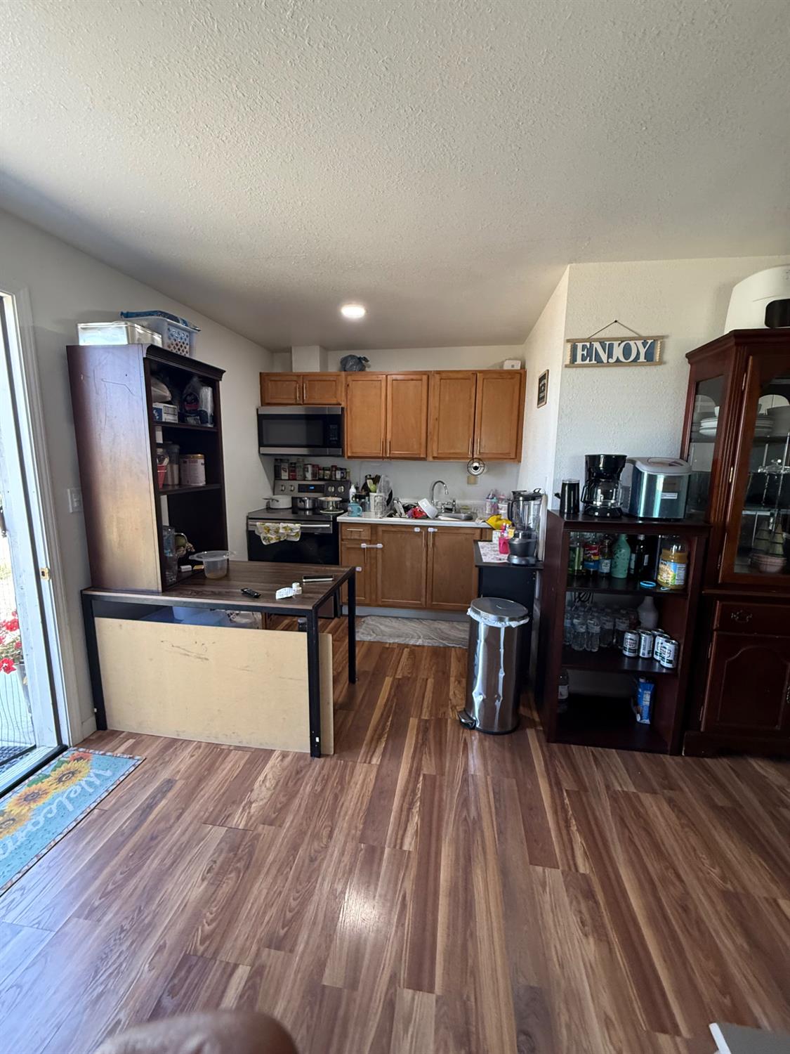 1407 E las palmas, Patterson, CA 95363