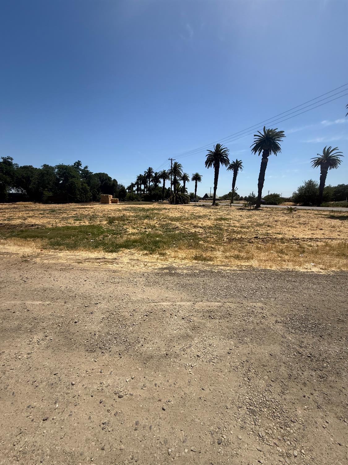 1407 E las palmas, Patterson, CA 95363