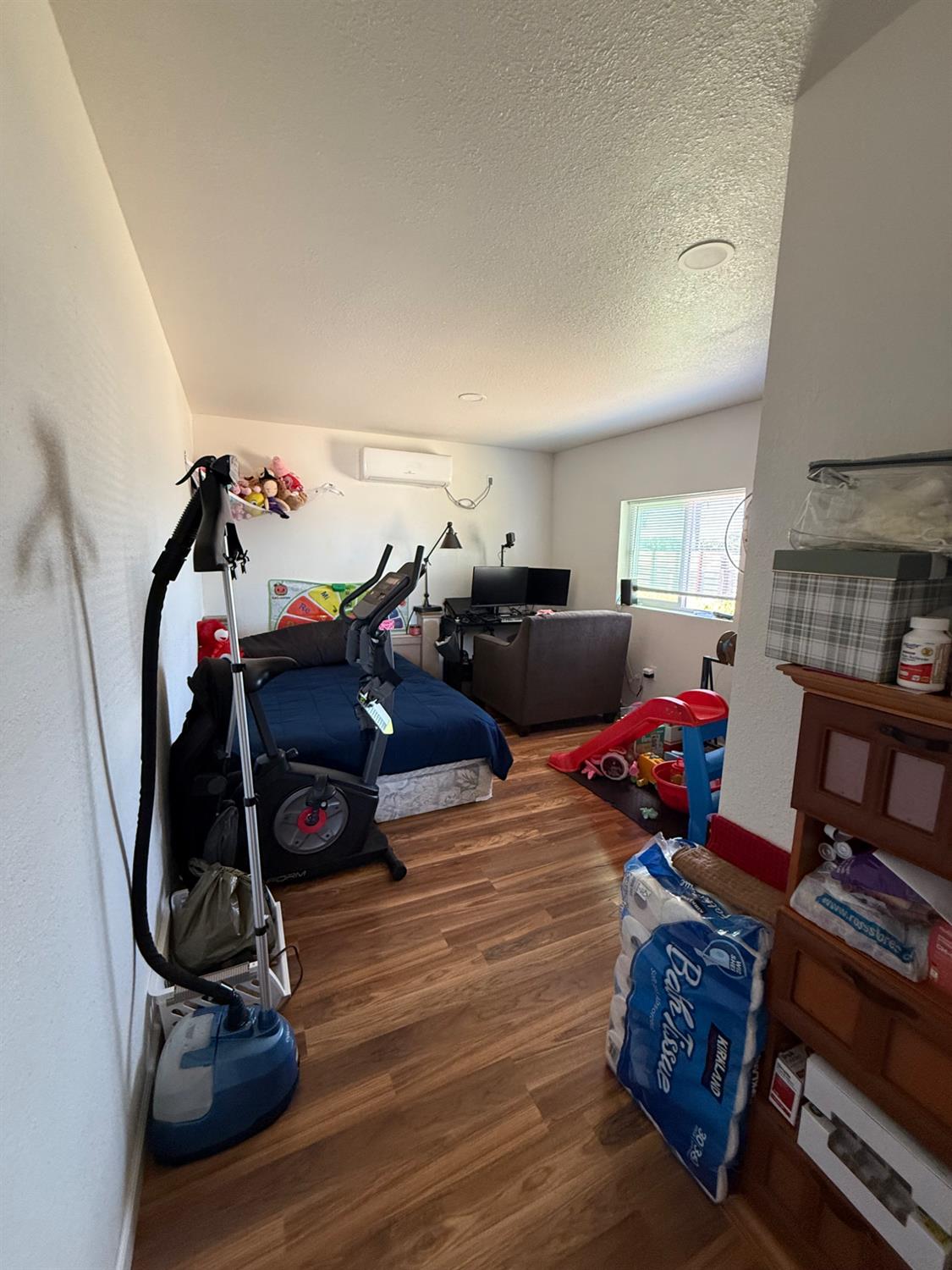 1407 E las palmas, Patterson, CA 95363