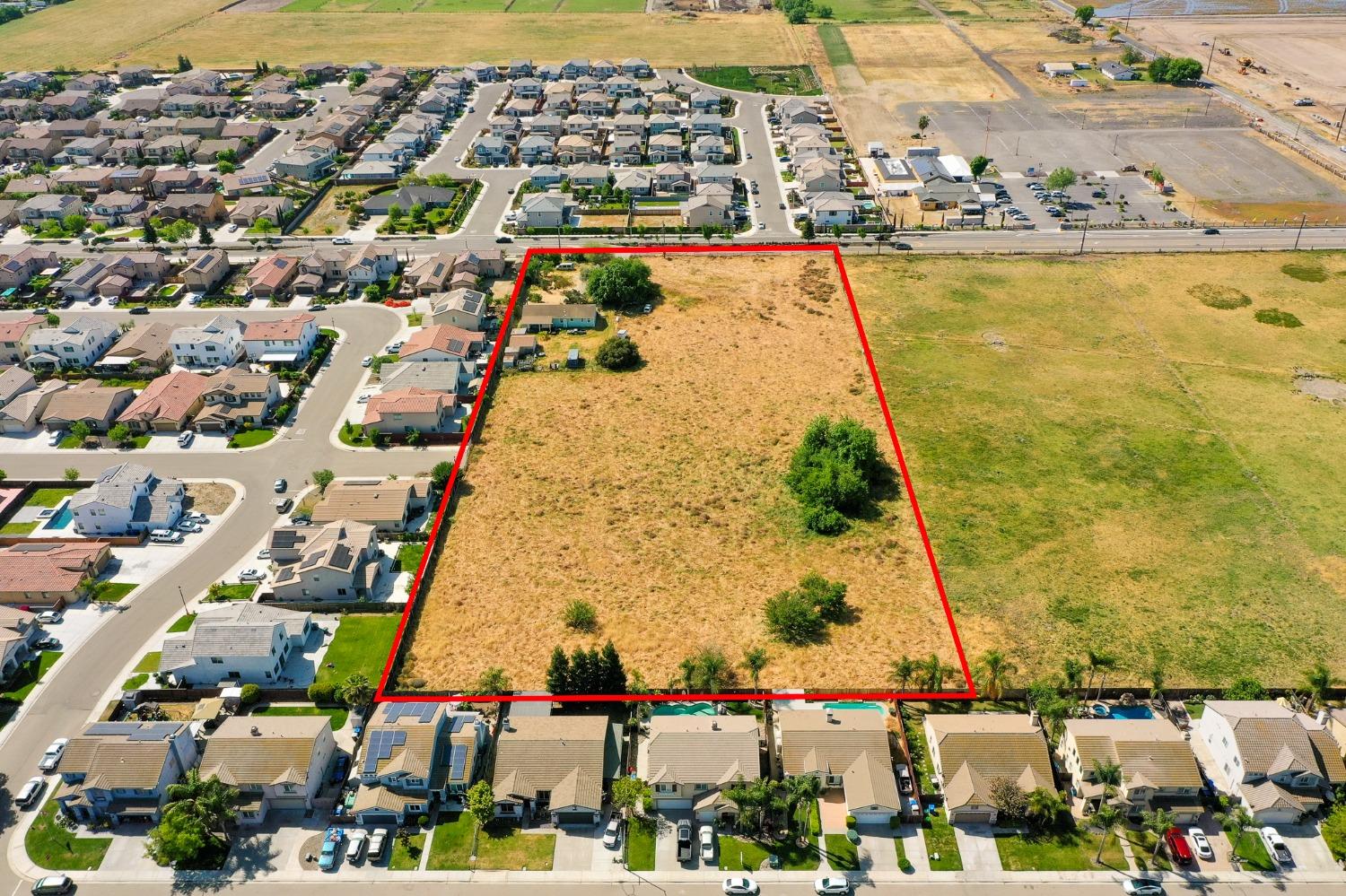 1957 W Woodward Ave, Manteca, CA 95337