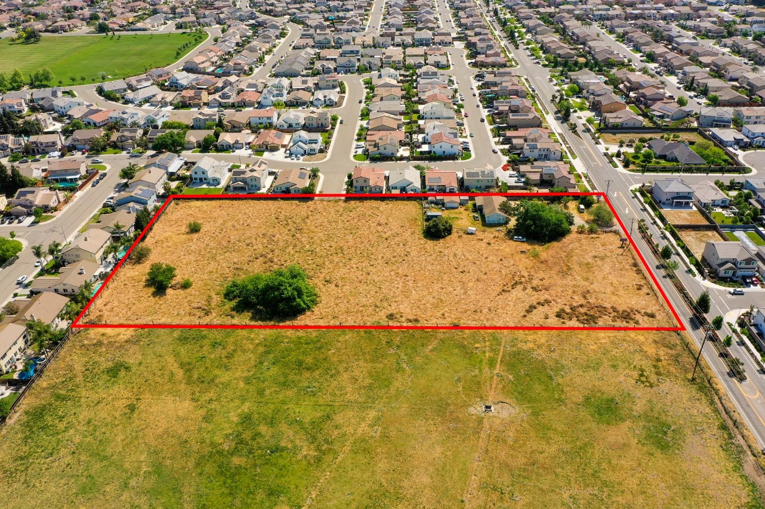 1957 W Woodward Ave, Manteca, CA 95337