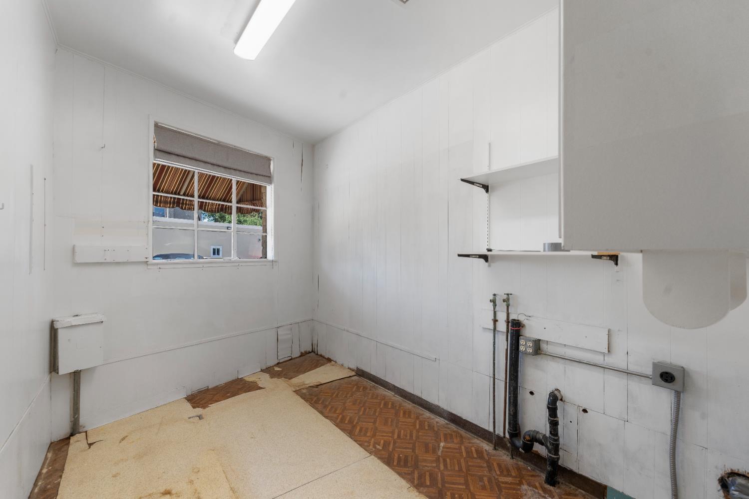 24 S 3rd St, Patterson, CA 95363