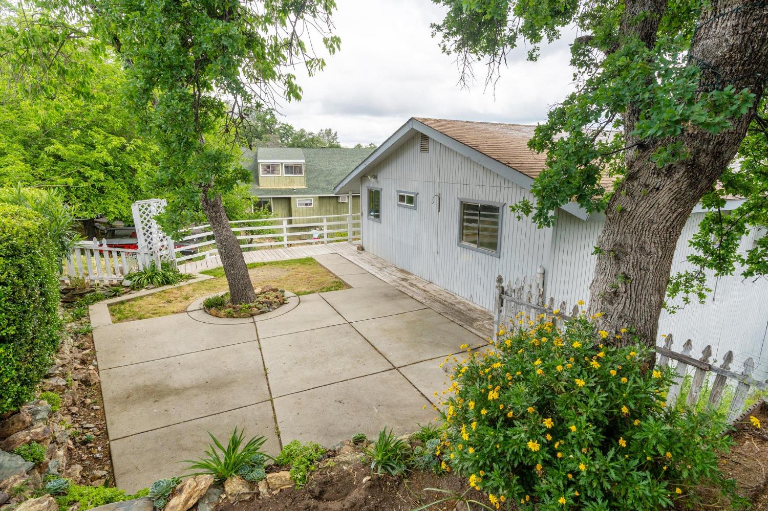 4855 Bayview Dr, Copperopolis, CA 95228