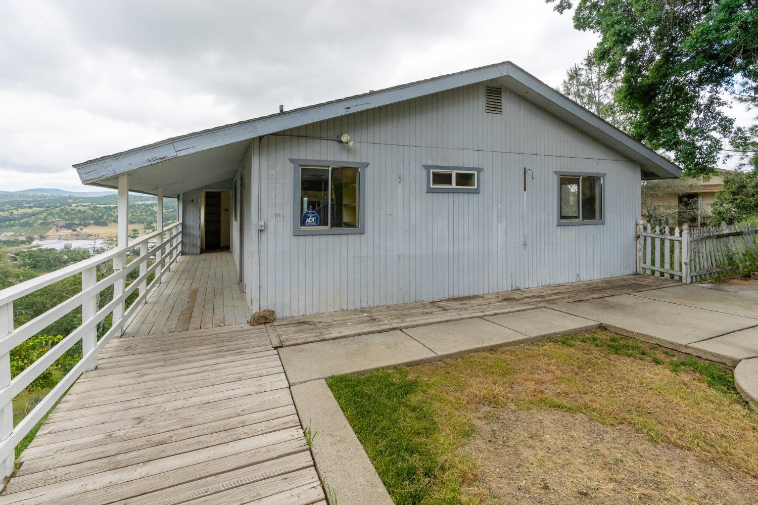 4855 Bayview Dr, Copperopolis, CA 95228