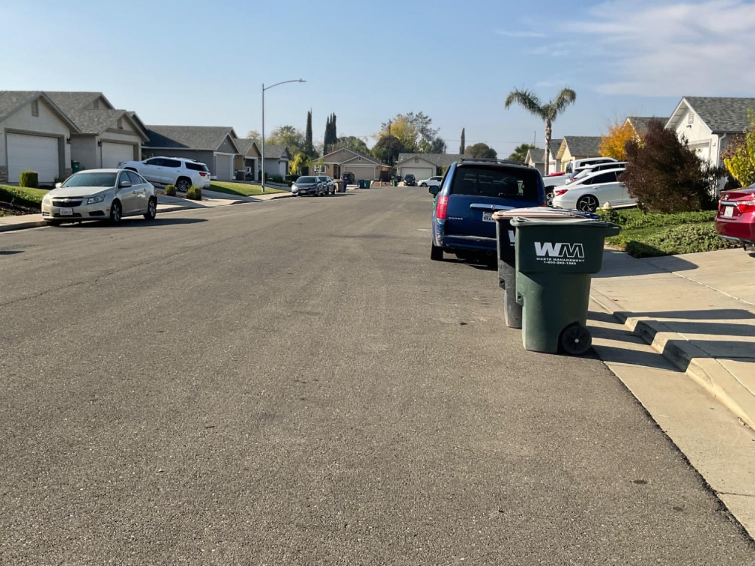 2094 W Pincay St, Merced, CA 95348