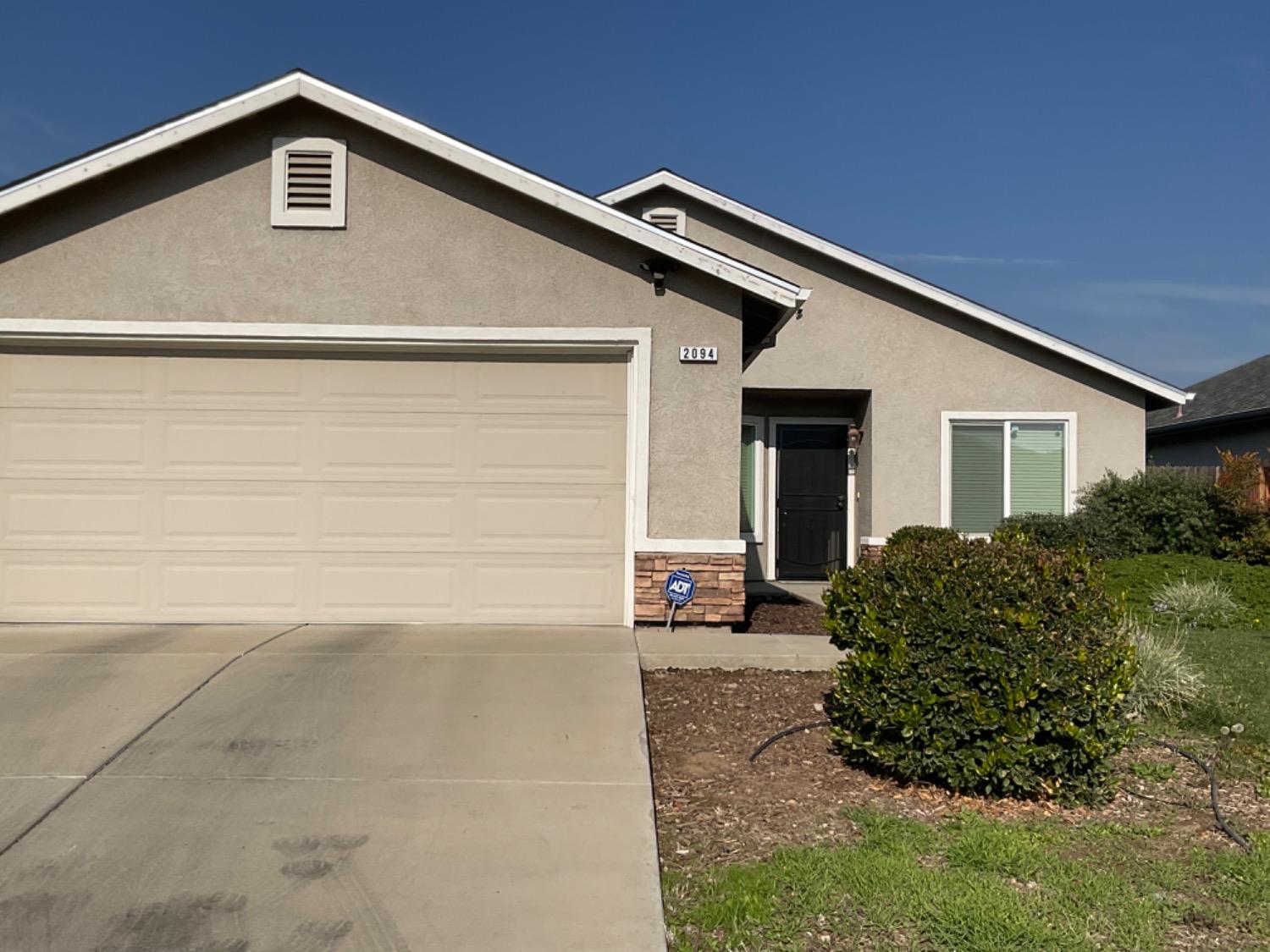 2094 W Pincay St, Merced, CA 95348