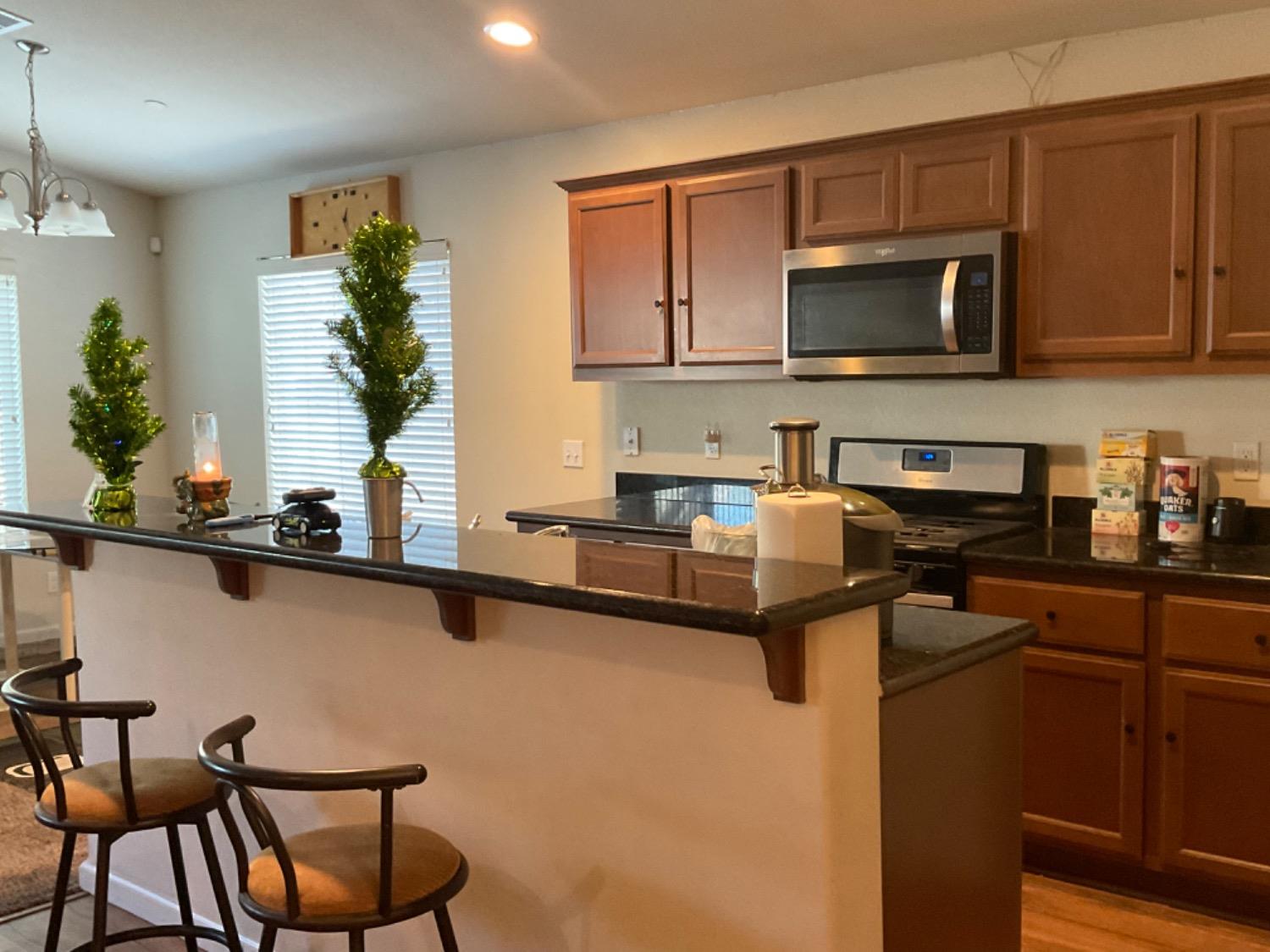 2094 W Pincay St, Merced, CA 95348