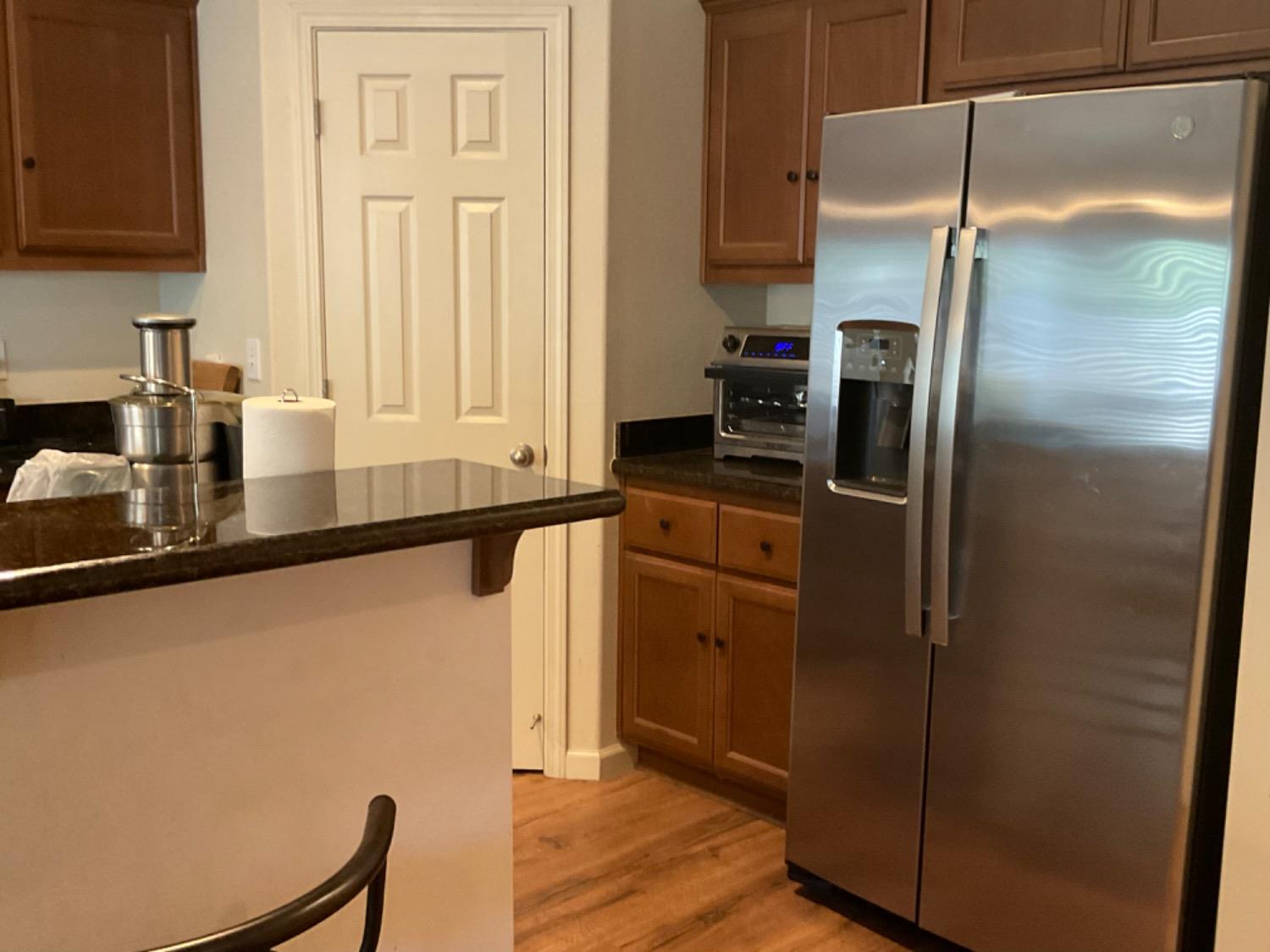 2094 W Pincay St, Merced, CA 95348