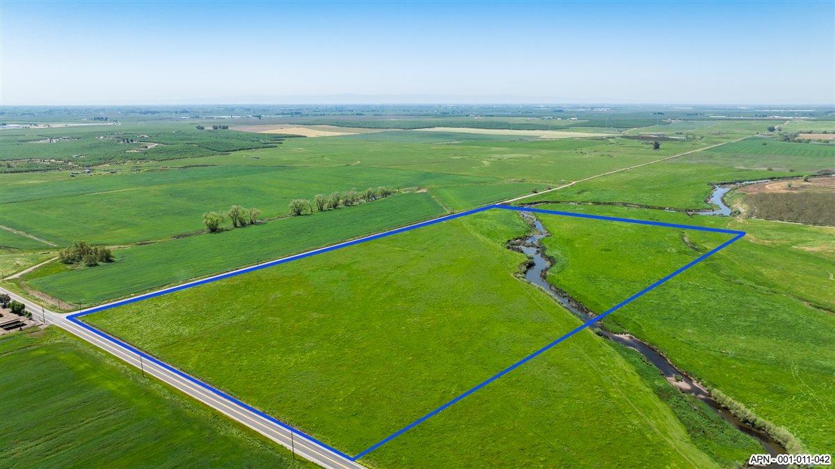 42 26 Mile Road, Oakdale, CA 95361