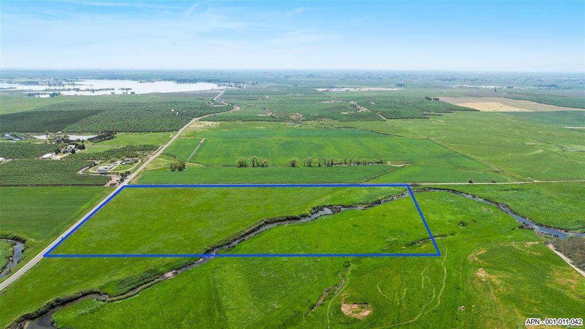 42 26 Mile Road, Oakdale, CA 95361