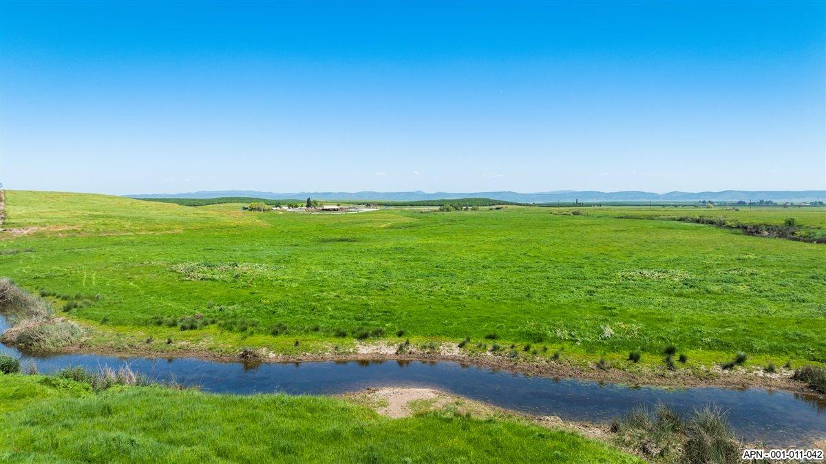 42 26 Mile Road, Oakdale, CA 95361