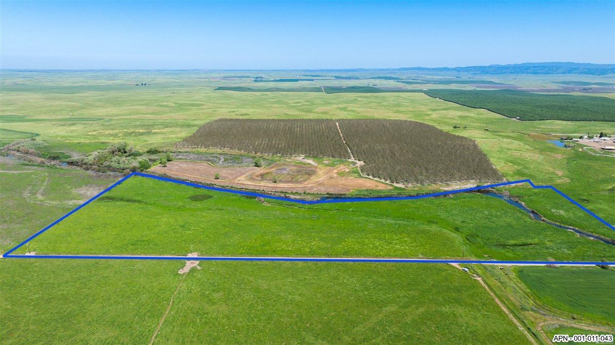 43 26 Mile Rd, Oakdale, CA 95361