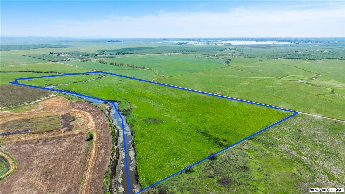 43 26 Mile Rd, Oakdale, CA 95361