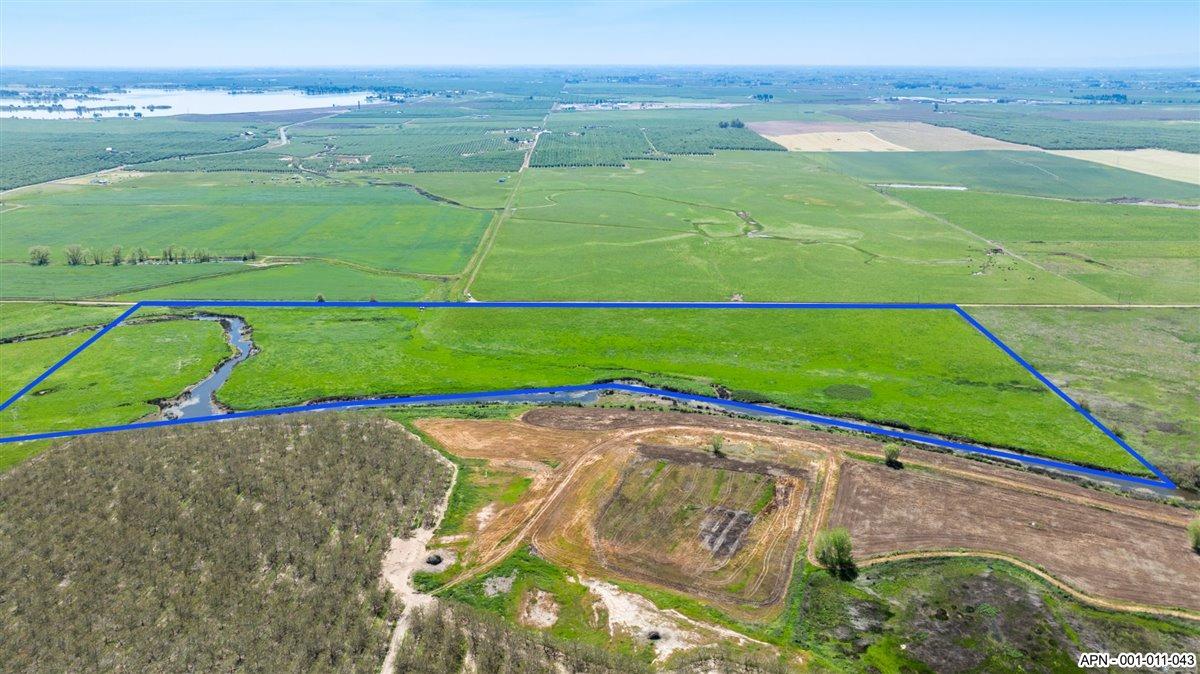 43 26 Mile Rd, Oakdale, CA 95361