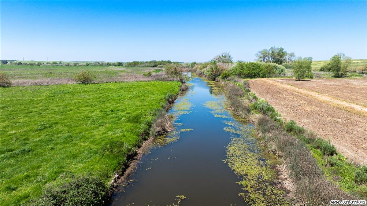 43 26 Mile Rd, Oakdale, CA 95361