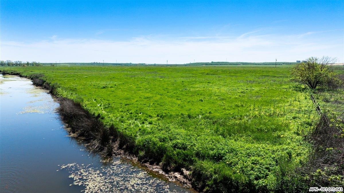 43 26 Mile Rd, Oakdale, CA 95361