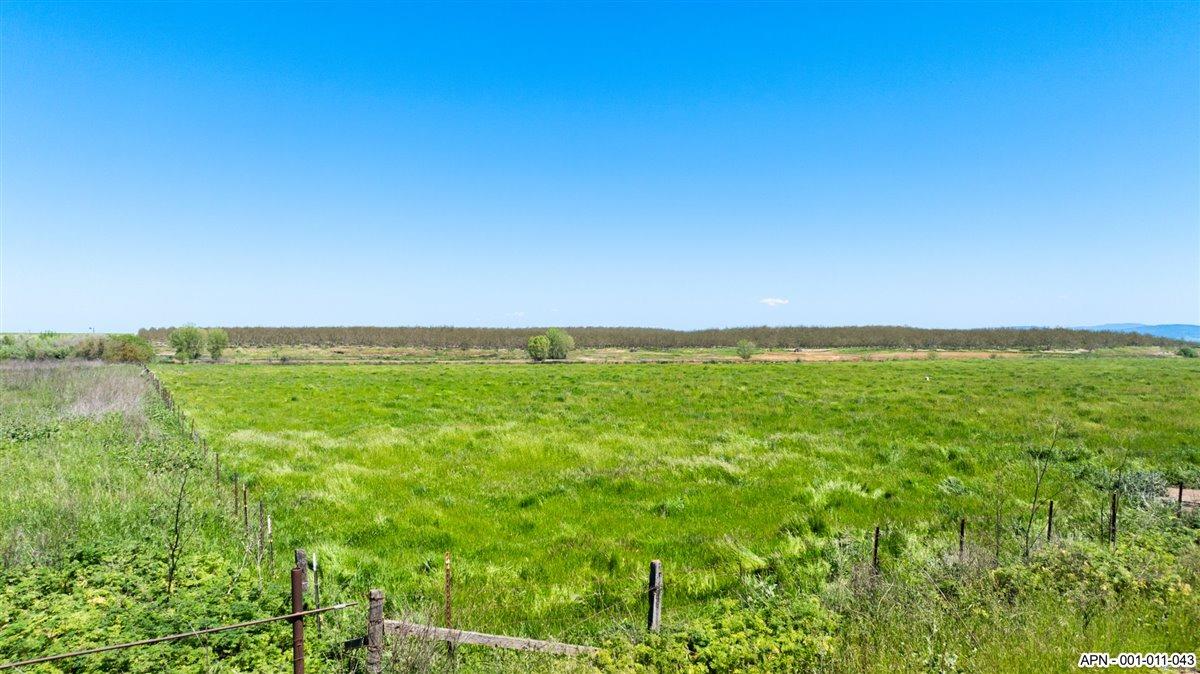 43 26 Mile Rd, Oakdale, CA 95361