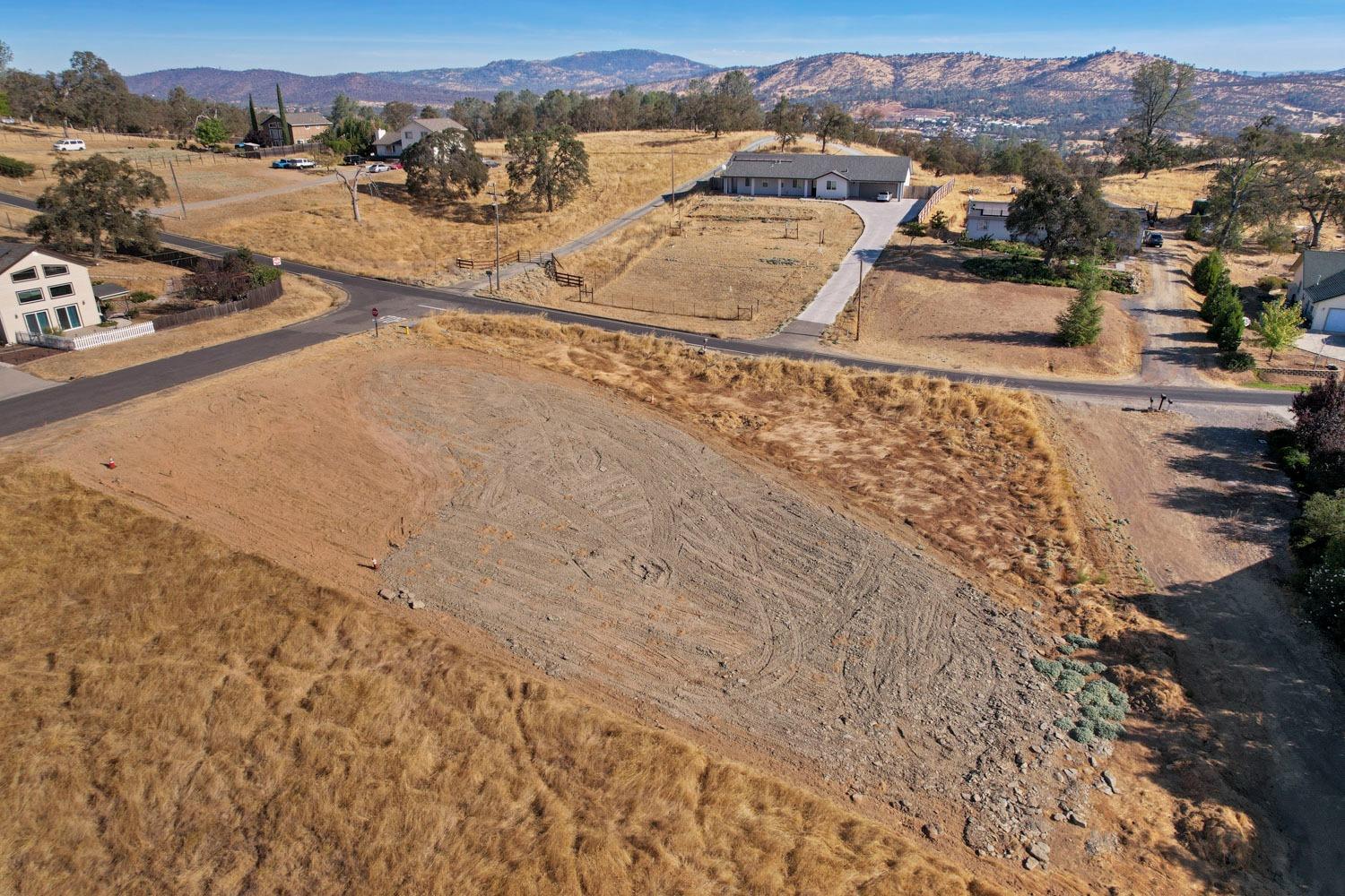 3228 Arrowhead St, Copperopolis, CA 95228