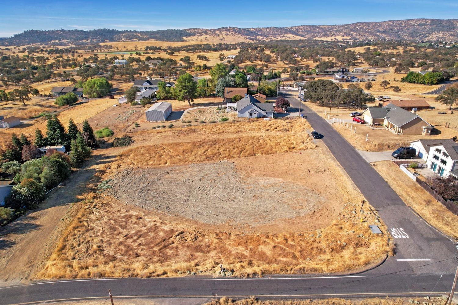 3228 Arrowhead St, Copperopolis, CA 95228