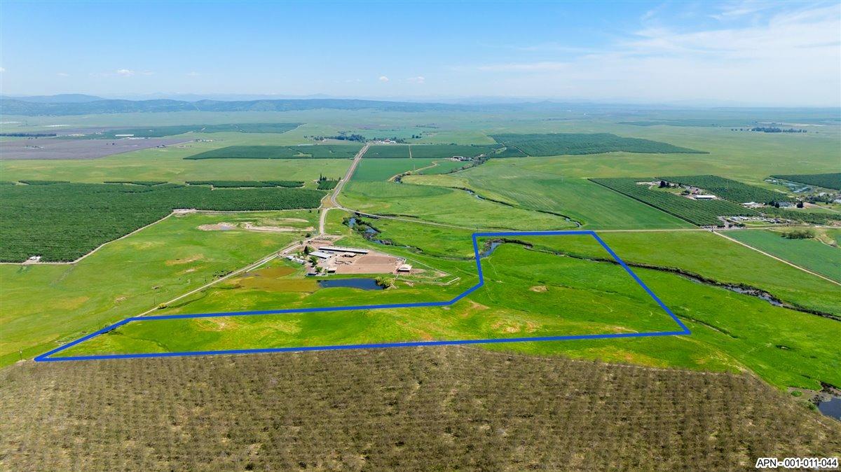 44 26 Mile Rd, Oakdale, CA 95361