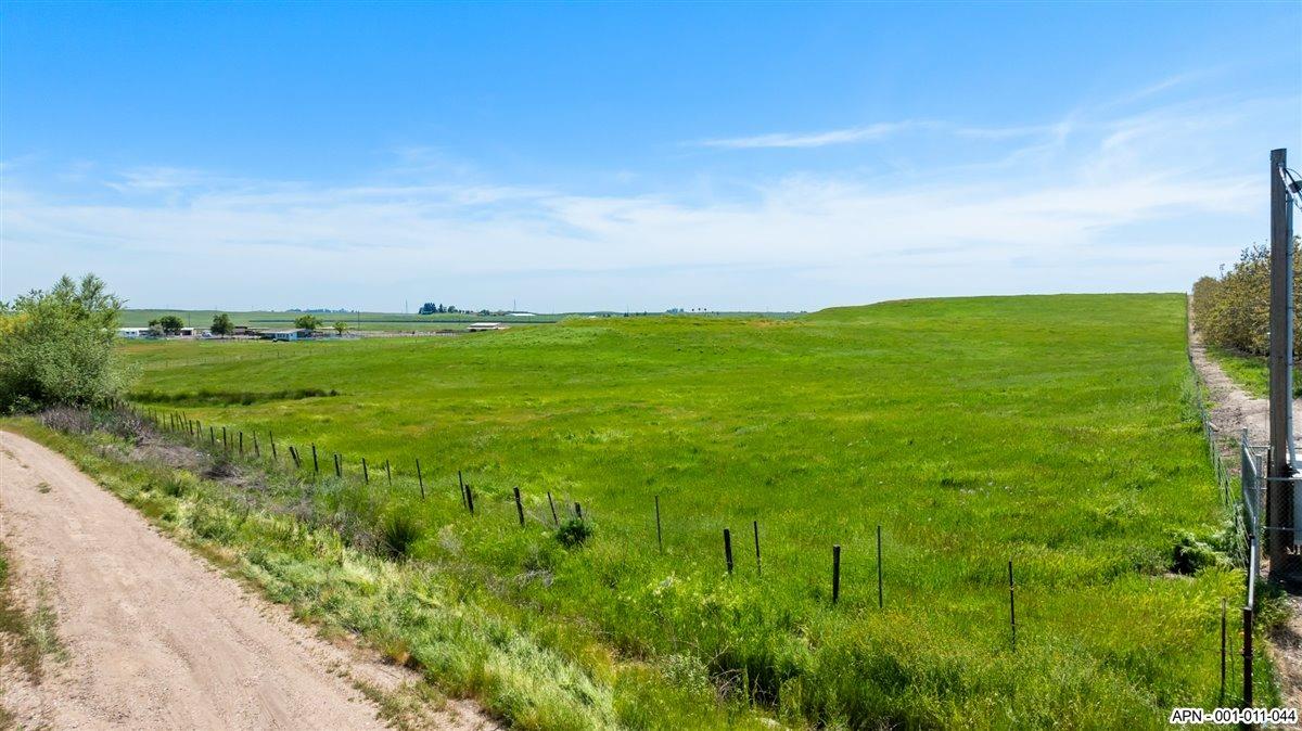 44 26 Mile Rd, Oakdale, CA 95361