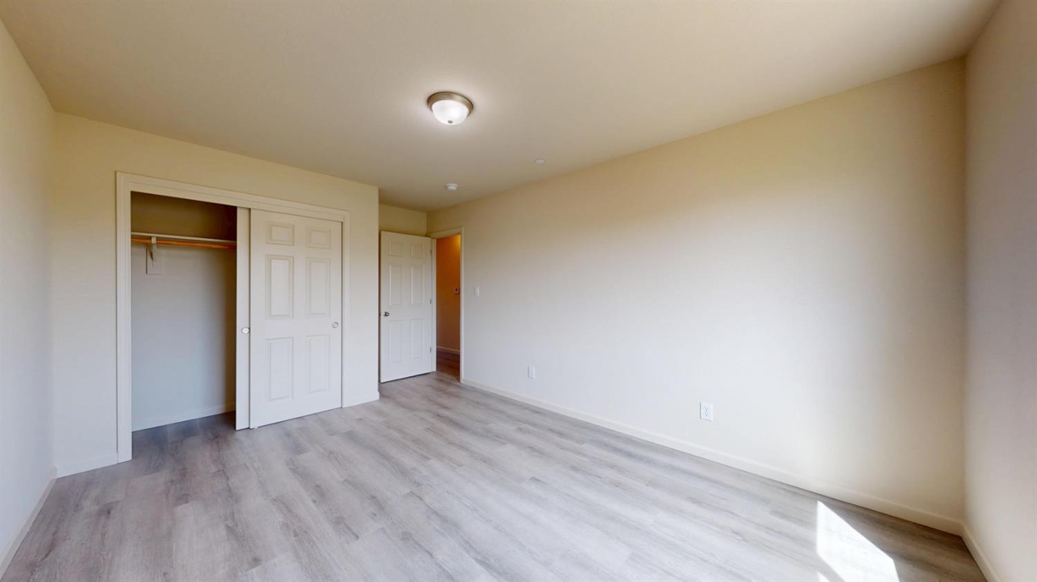 5630 Landon Ln, Riverbank, CA 95367