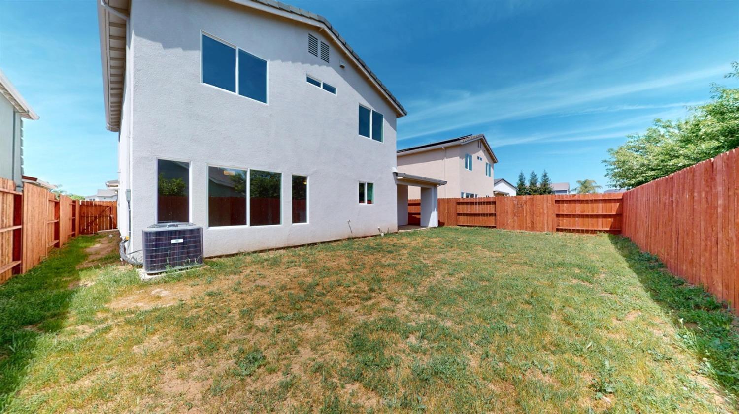 5630 Landon Ln, Riverbank, CA 95367