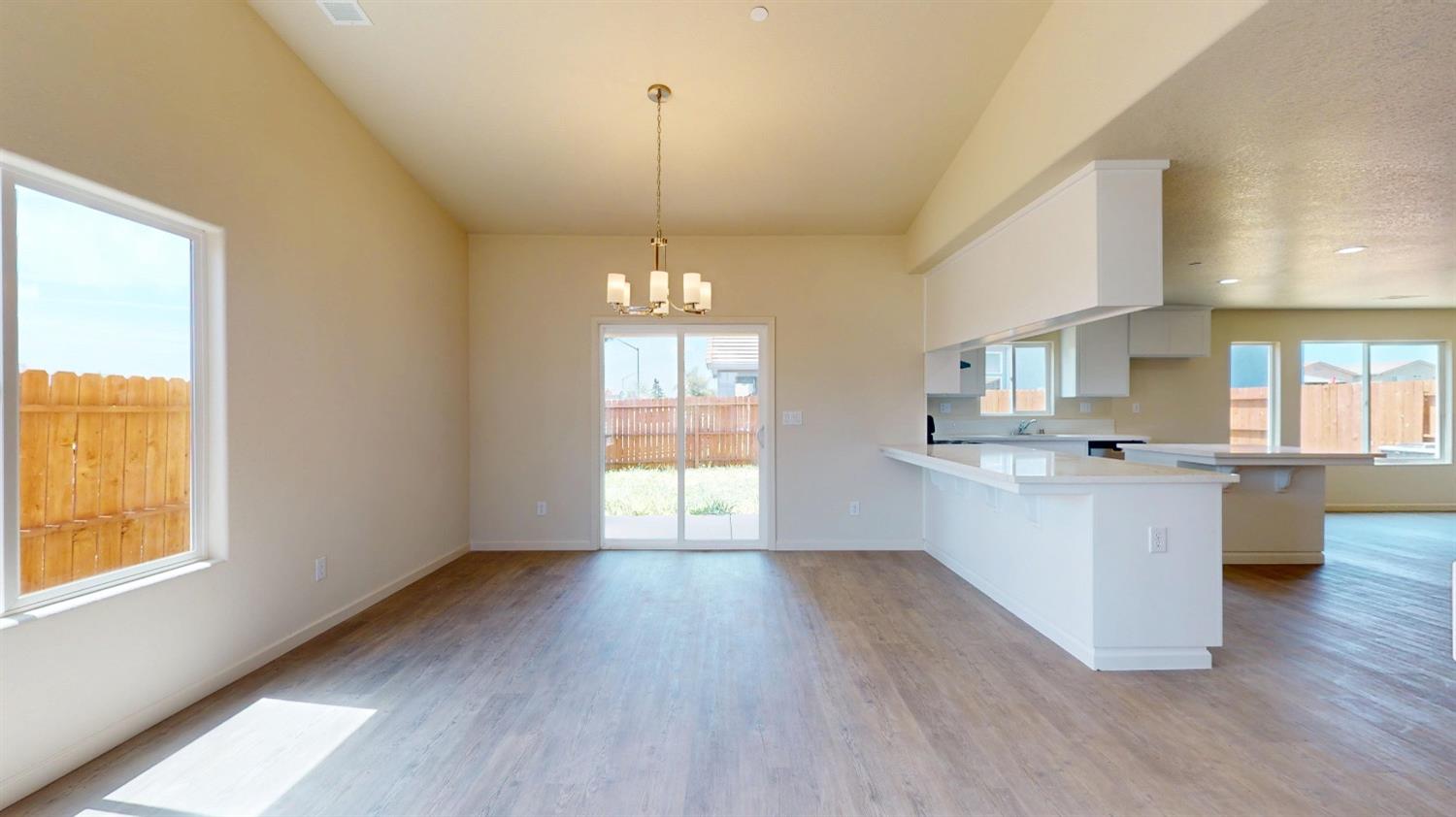 5555 Landon Ln, Riverbank, CA 95367