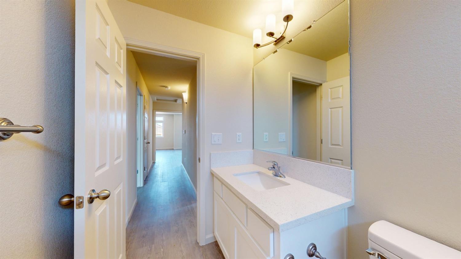 5555 Landon Ln, Riverbank, CA 95367