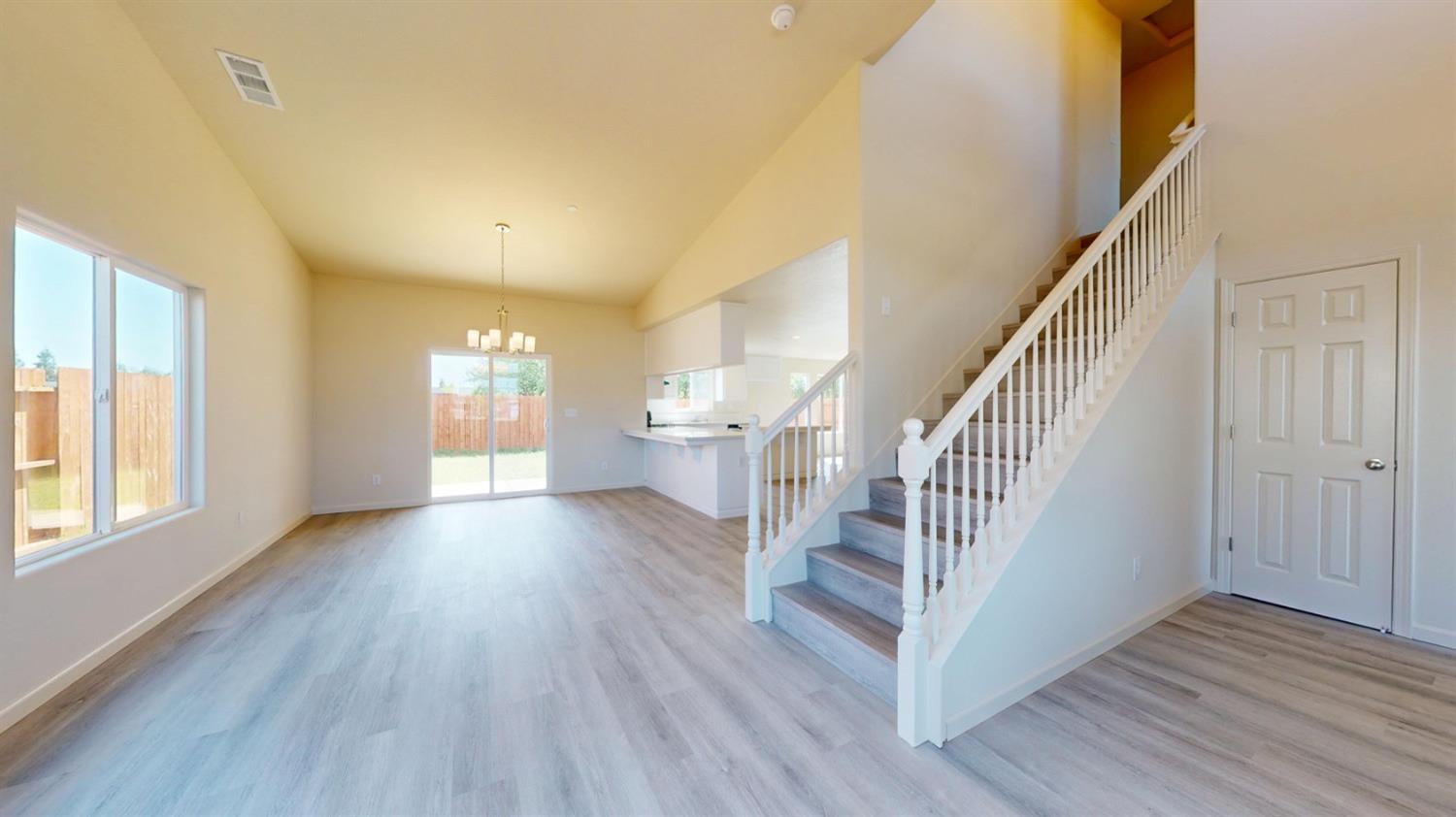 5636 Landon Ln, Riverbank, CA 95367