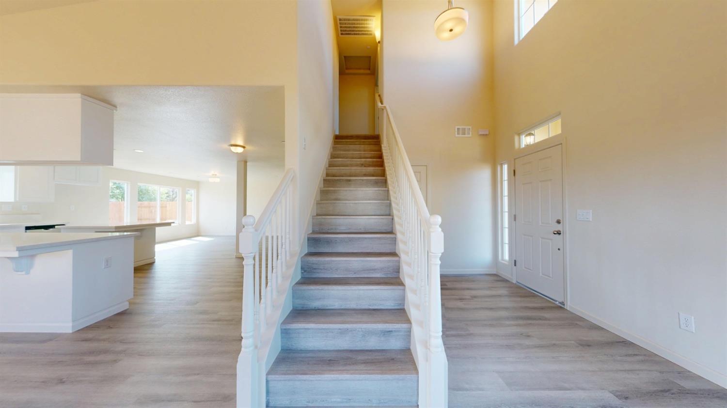 5636 Landon Ln, Riverbank, CA 95367