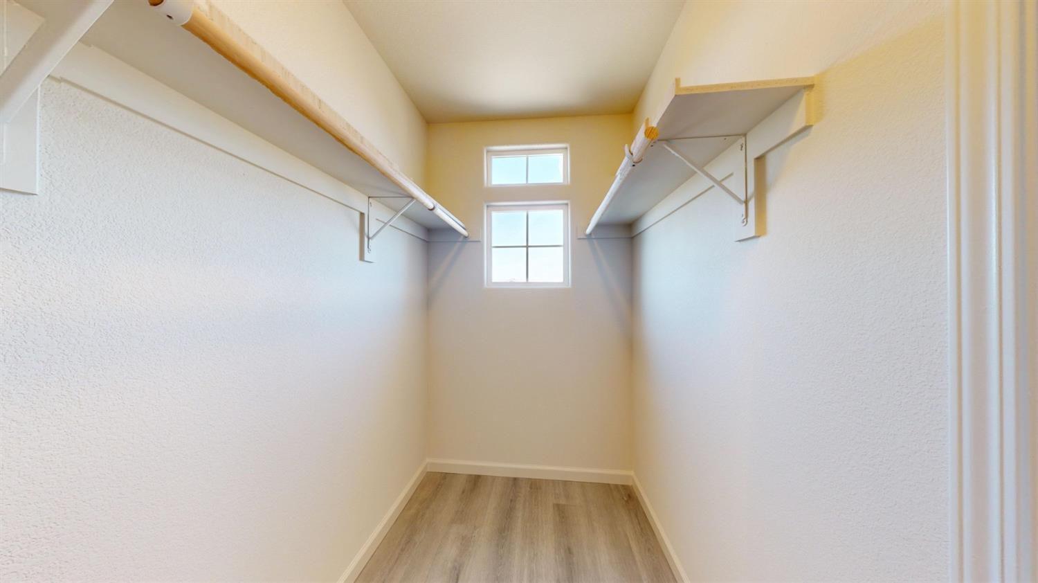 5636 Landon Ln, Riverbank, CA 95367