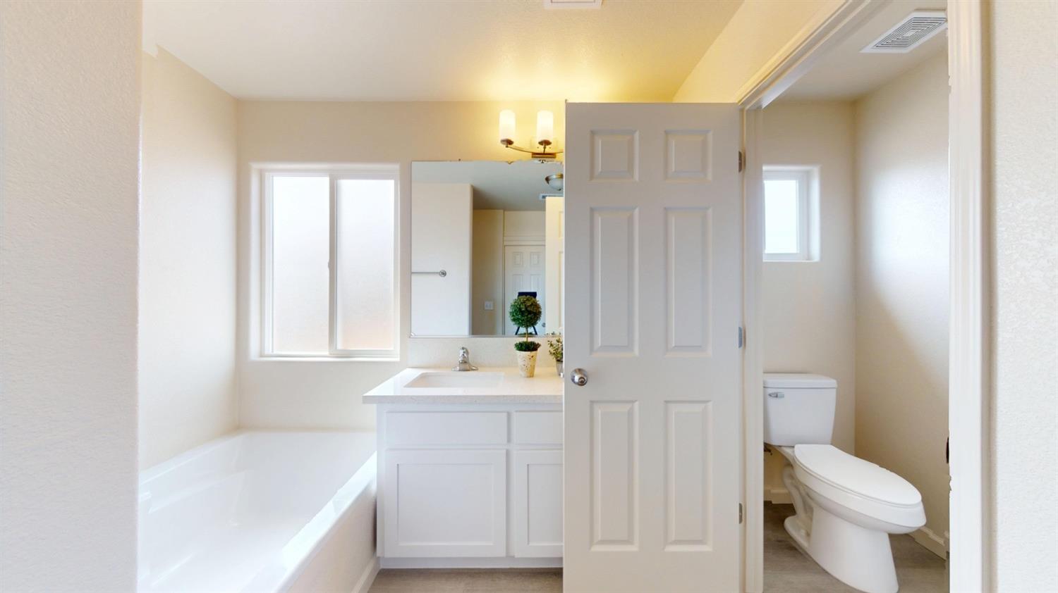 5636 Landon Ln, Riverbank, CA 95367