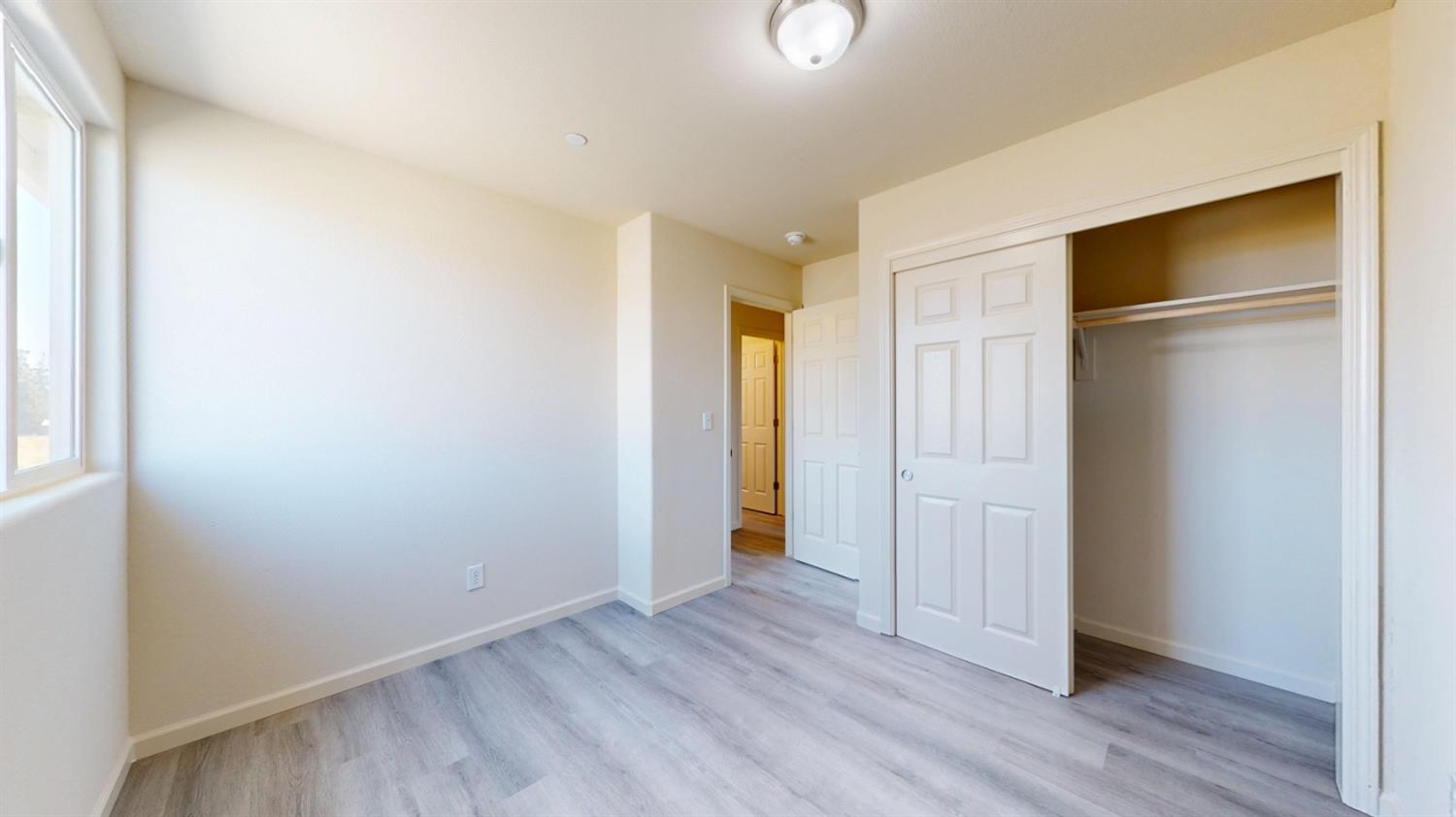 5636 Landon Ln, Riverbank, CA 95367