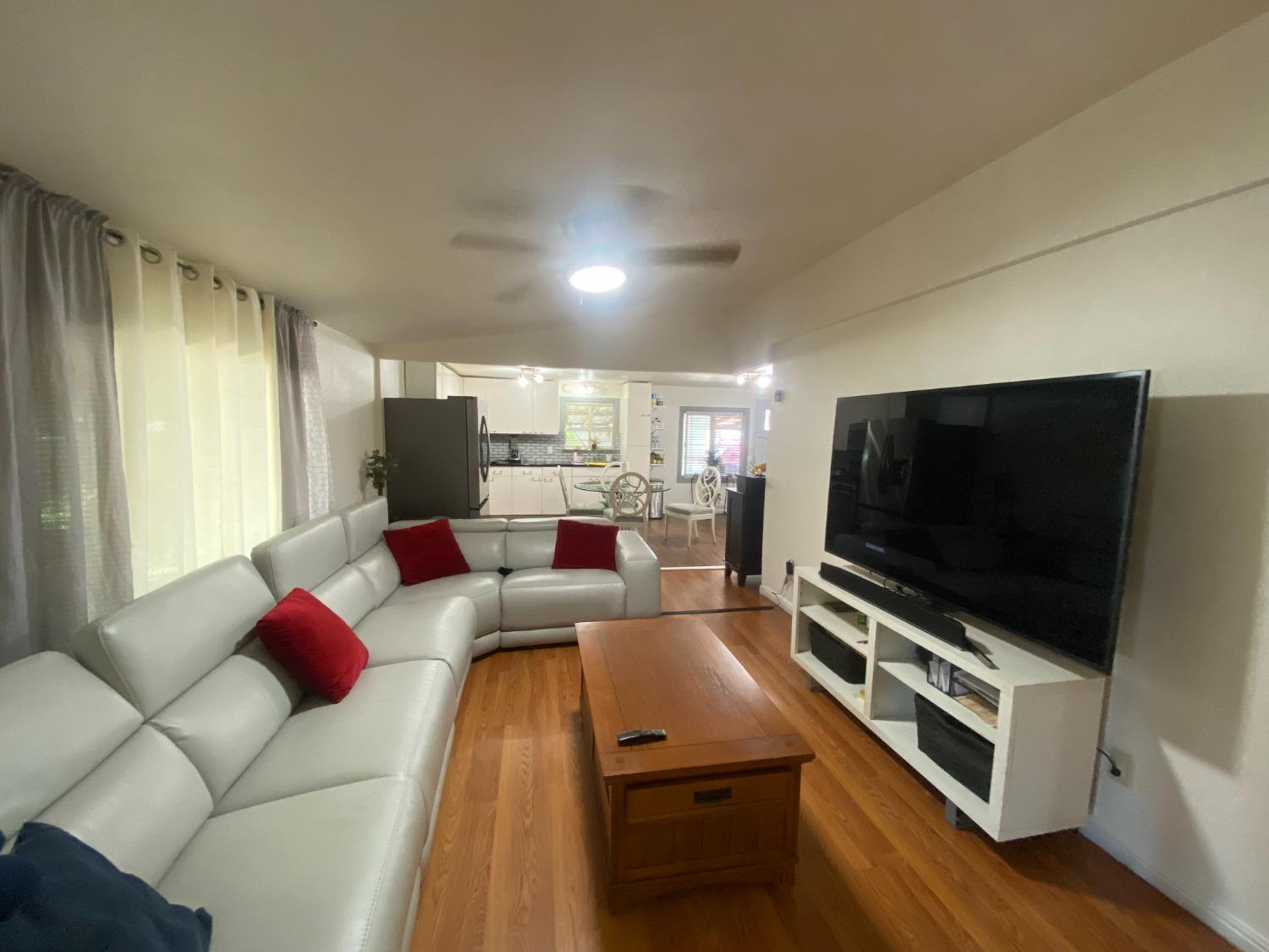 6289 Monica Way, Winton, CA 95388