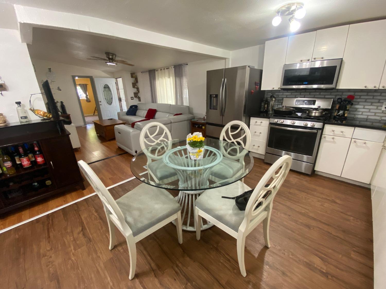 6289 Monica Way, Winton, CA 95388