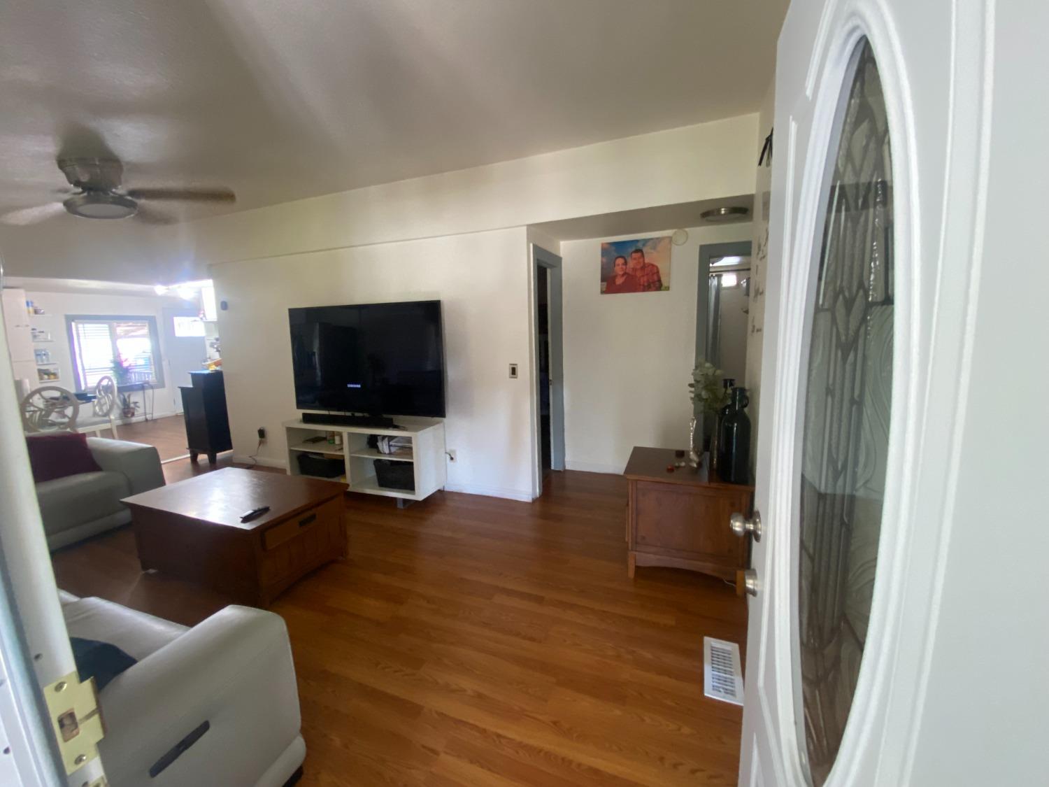 6289 Monica Way, Winton, CA 95388