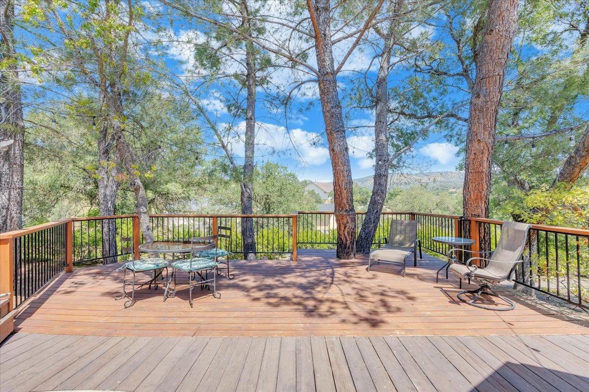 1070 Copper Cove Dr, Copperopolis, CA 95228