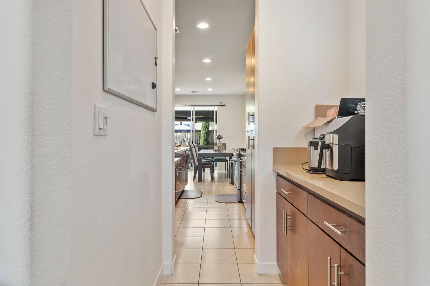 20744 Fairway Dr, Patterson, CA 95363