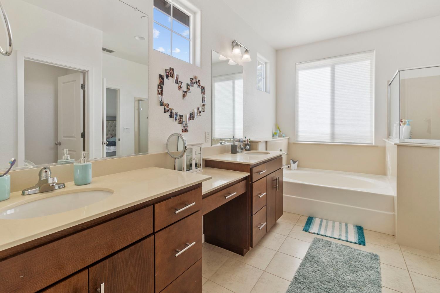 20744 Fairway Dr, Patterson, CA 95363