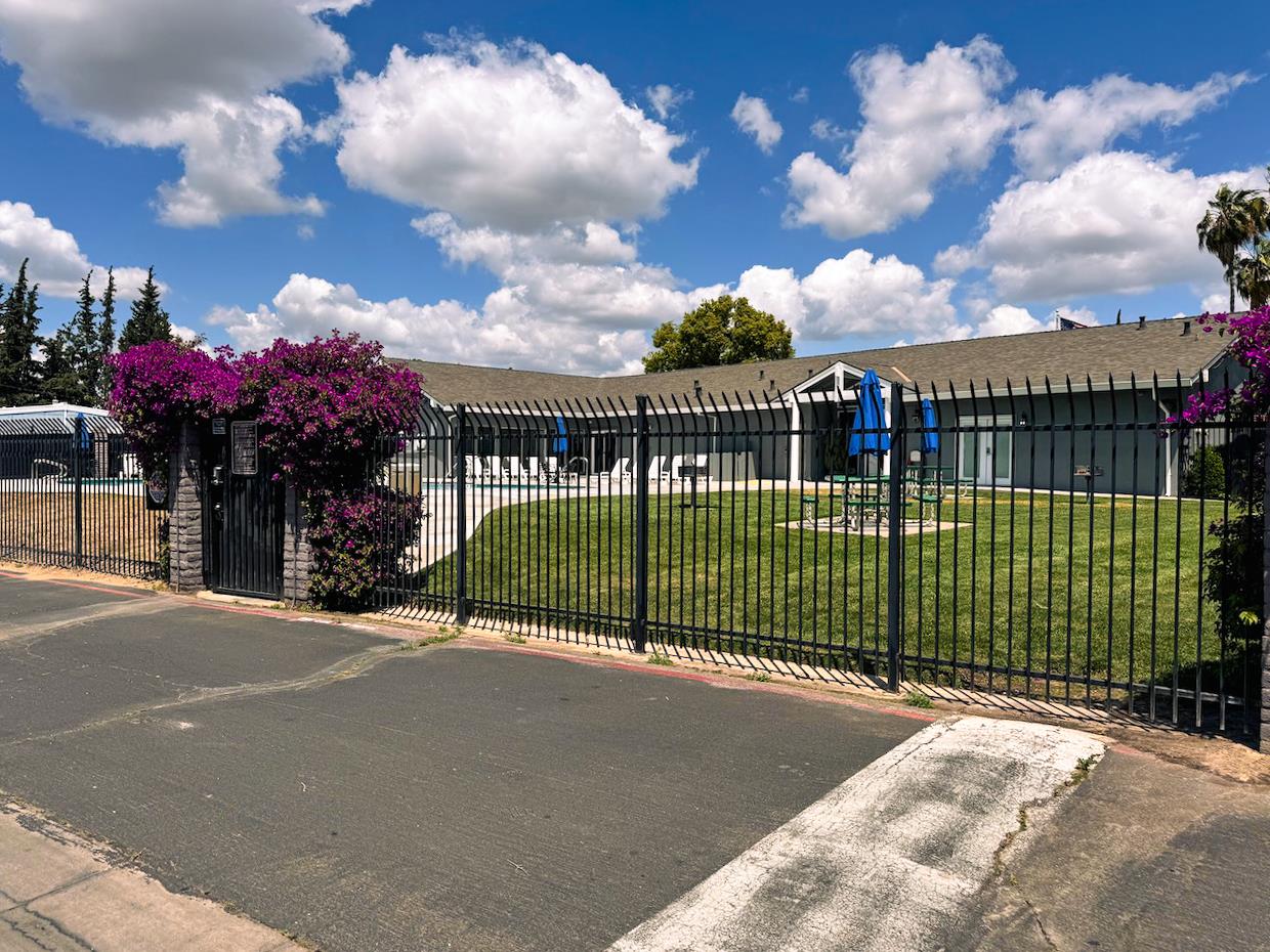 3939 Central Ave #35, Ceres, CA 95307