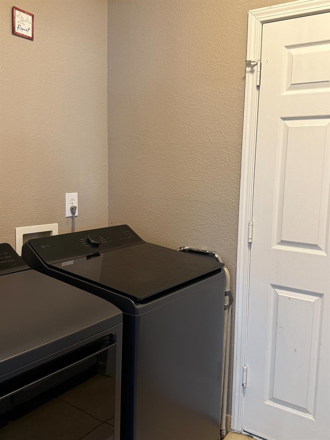 475 Santa Barbara St, Los Banos, CA 93635