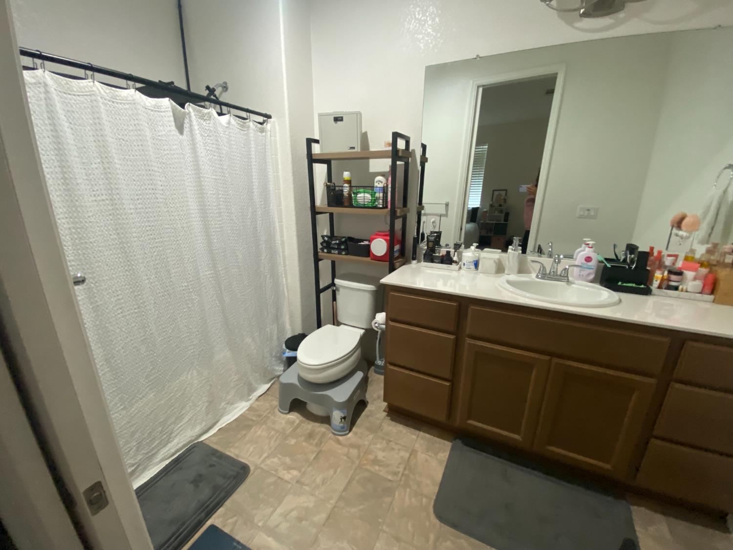 12356 Rose Way, Waterford, CA 95386