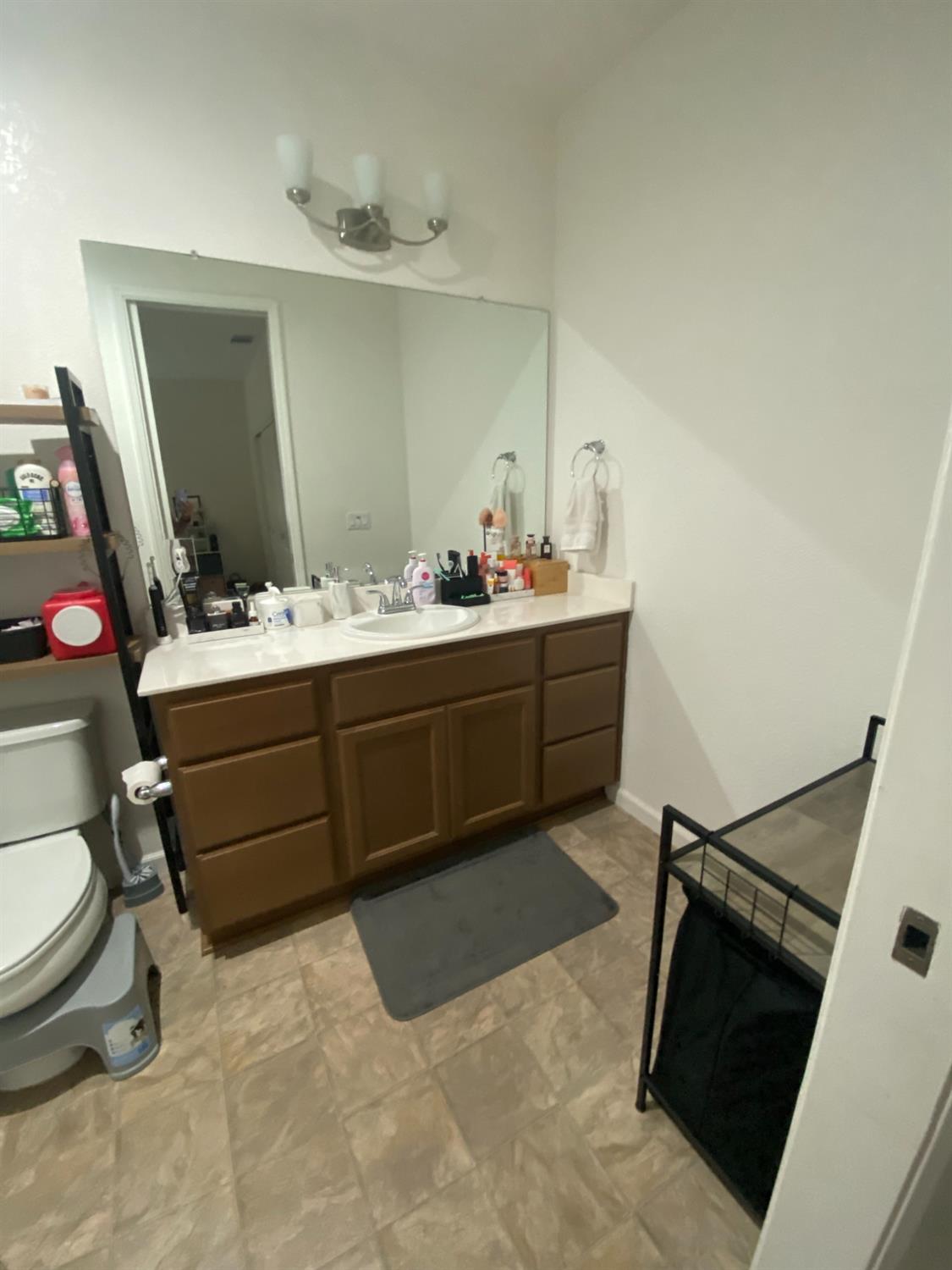 12356 Rose Way, Waterford, CA 95386