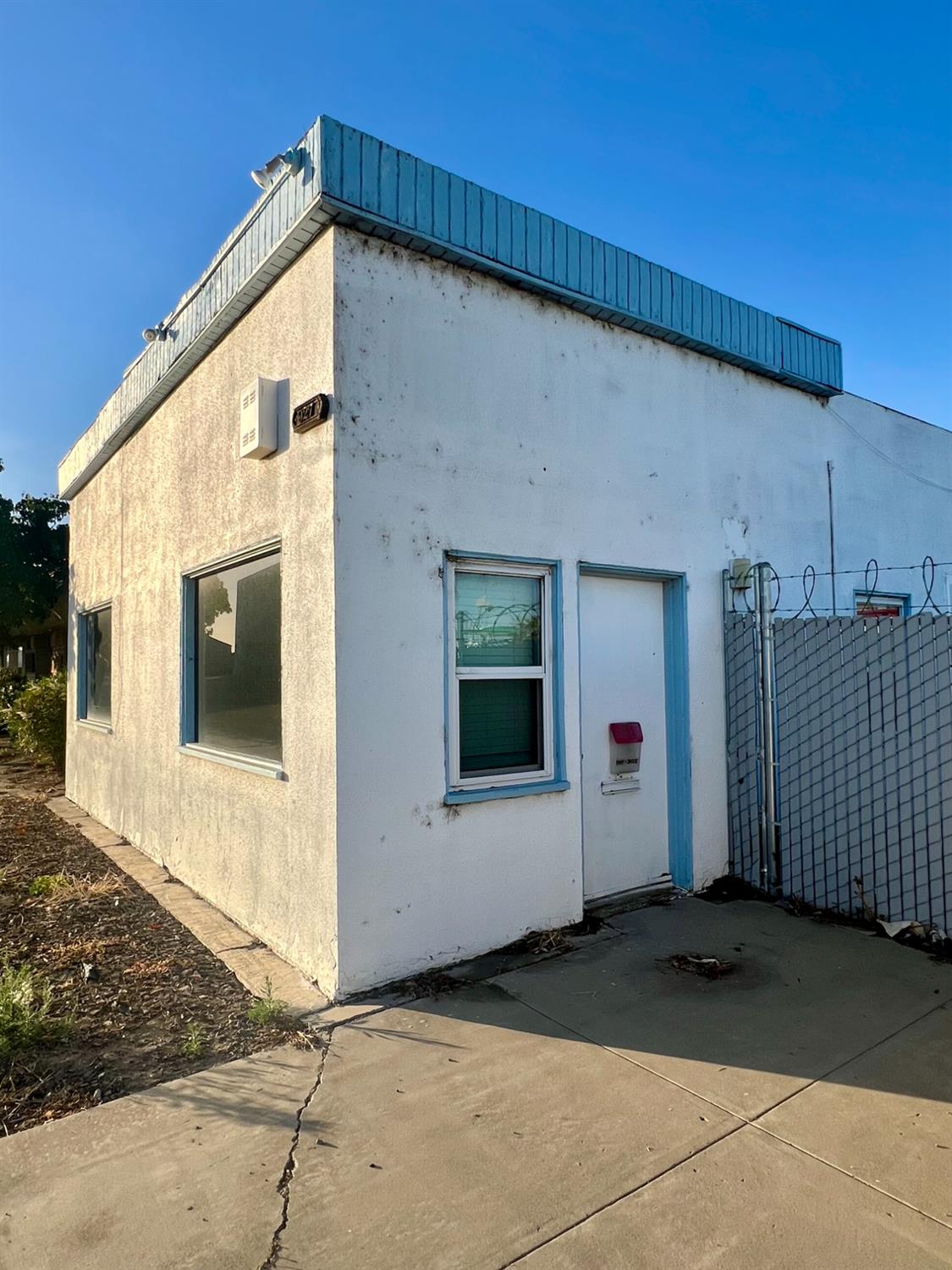 927 N St, Firebaugh, CA 93622