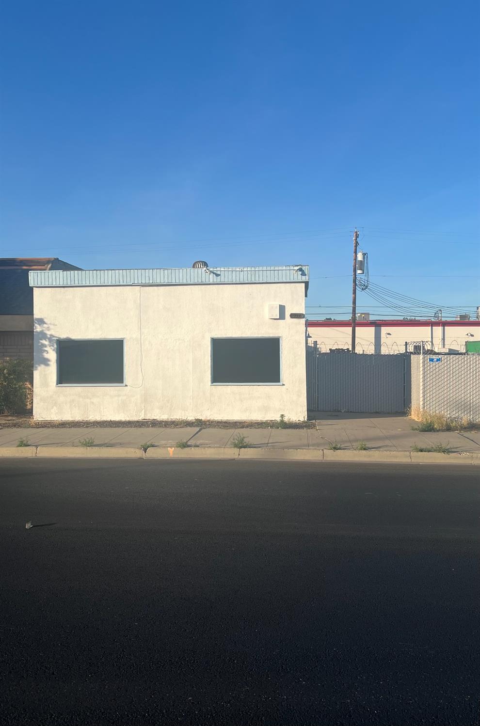 927 N St, Firebaugh, CA 93622