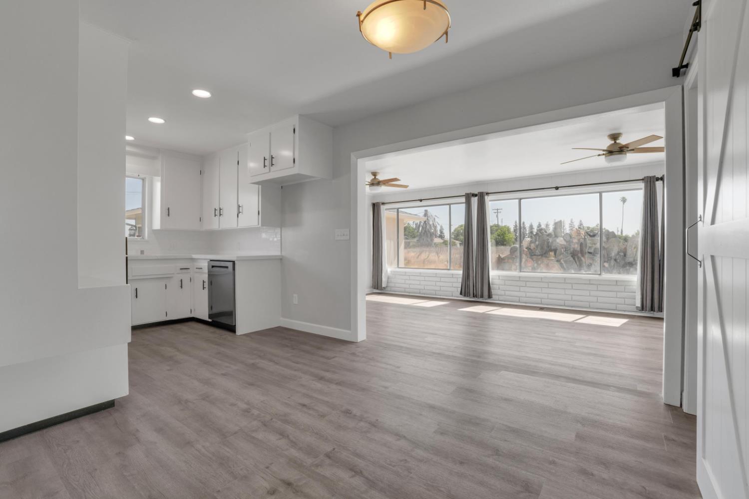 1412 E Glenwood Ave, Turlock, CA 95380