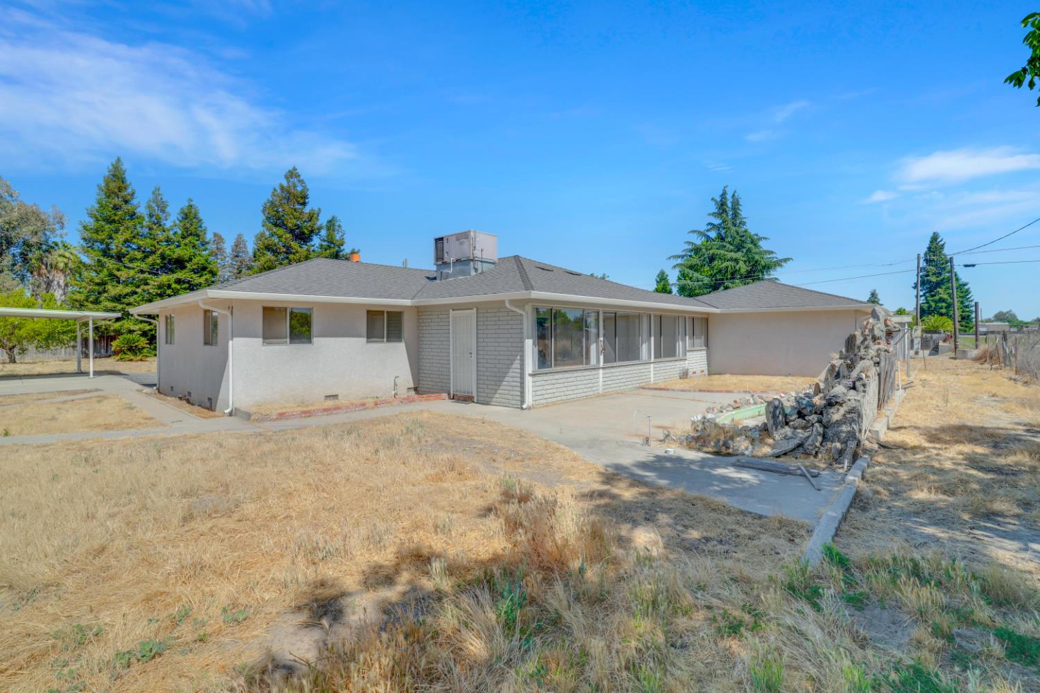 1412 E Glenwood Ave, Turlock, CA 95380